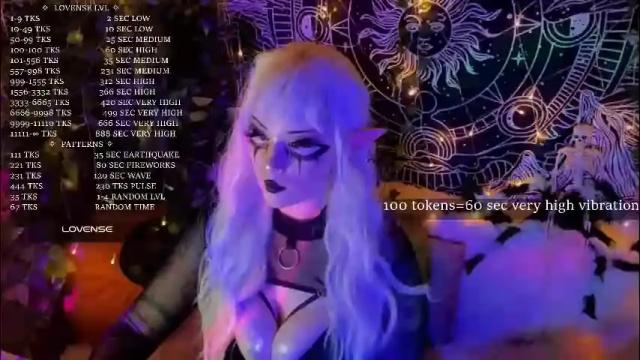 Image 11 of mirareed Stream on Chaturbate on 2 months ago