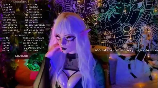 Image 2 of mirareed Stream on Chaturbate on 2 months ago