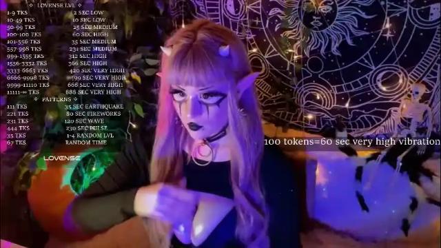 Image 2 of mirareed Stream on Chaturbate on 1 month ago