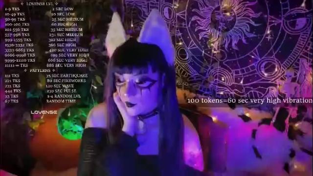 Image 4 of mirareed Stream on Chaturbate on 1 month ago