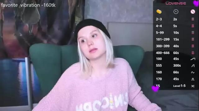 Image 2 of miray_kuriyama Stream on Chaturbate on 12 days ago