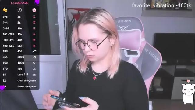 Image 2 of miray_kuriyama Stream on Chaturbate on 2 months ago