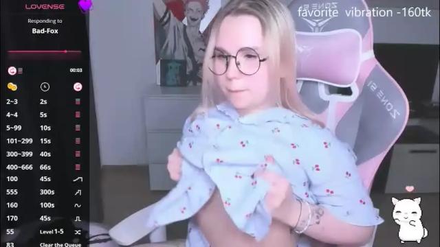 Image 4 of miray_kuriyama Stream on Chaturbate on 1 month ago