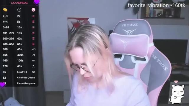 Image 10 of miray_kuriyama Stream on Chaturbate on 1 month ago