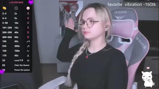 Image 2 of miray_kuriyama Stream on Chaturbate on 14 days ago