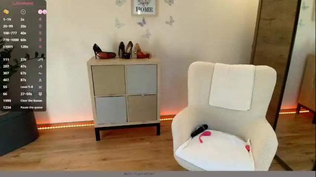 Image 11 of mirela_silver Stream on Chaturbate on 10 days ago