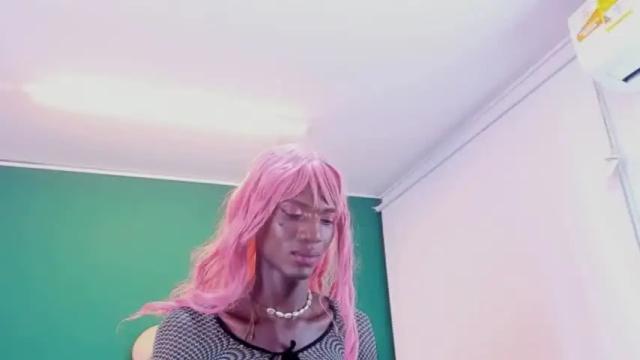 Image 3 of mirellastar20 Stream on Chaturbate on 13 months ago