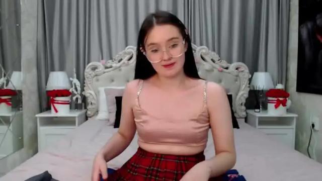 Image 11 of miriamwhite Stream on Chaturbate on 12 months ago