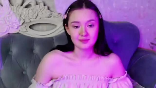 Image 2 of miriamwhite Stream on Chaturbate on 12 months ago