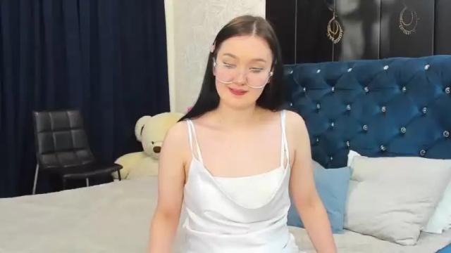 Image 2 of miriamwhite Stream on Chaturbate on 12 months ago