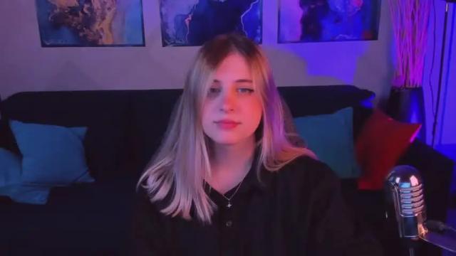 Image 10 of miriemsoft Stream on Chaturbate on 20 months ago