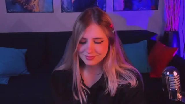 Image 8 of miriemsoft Stream on Chaturbate on 20 months ago
