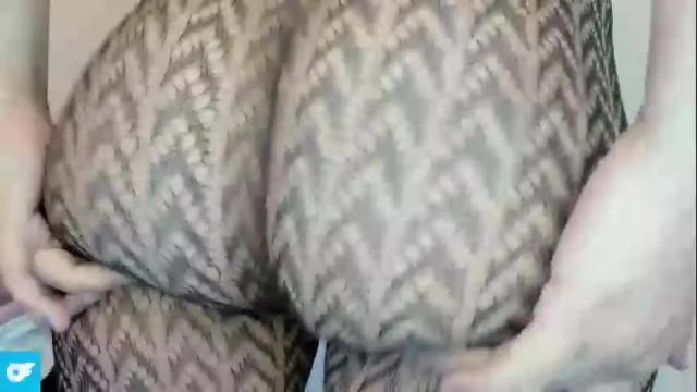 Image 8 of mirilinda Stream on Chaturbate on 2 days ago
