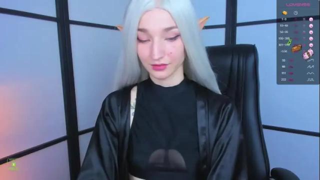 Image 4 of mirragray Stream on Chaturbate on 25 months ago