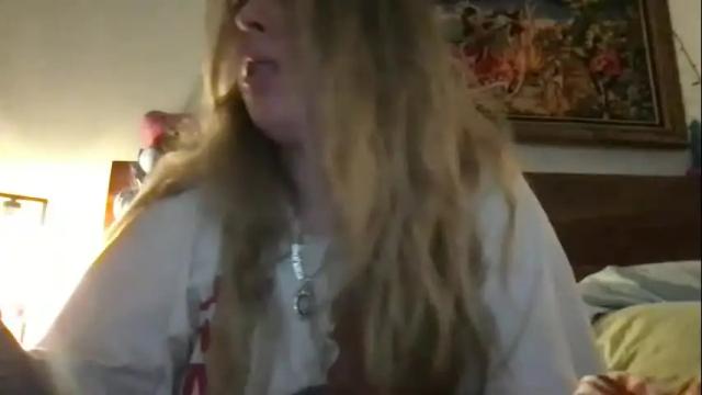 Image 11 of mis0h0rnybabii Stream on Chaturbate on 10 days ago
