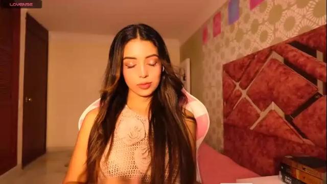 Image 4 of mis_elizabeth Stream on Chaturbate on 1 month ago
