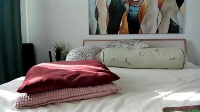 Image 4 of mis_eva Stream on Chaturbate on 15 hours ago