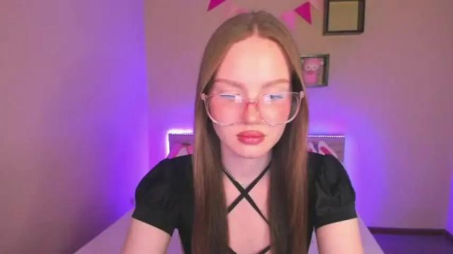Image 7 of mish_ka3 Stream on Chaturbate on 14 months ago