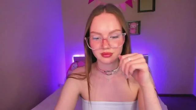 Image 12 of mish_ka3 Stream on Chaturbate on 14 months ago