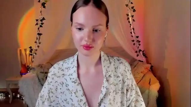 Image 3 of mish_ka3 Stream on Chaturbate on 1 month ago