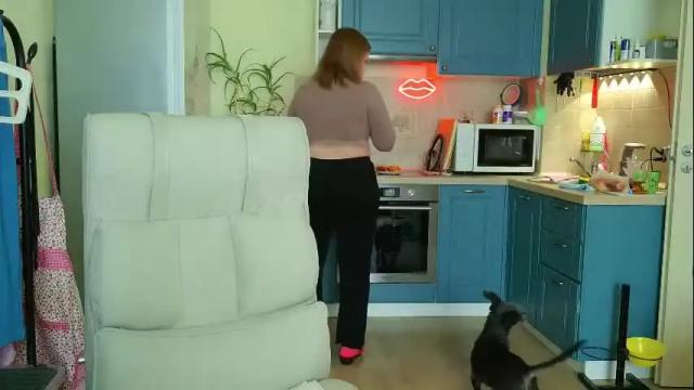 Image 2 of mishamilf Stream on Chaturbate on 1 month ago