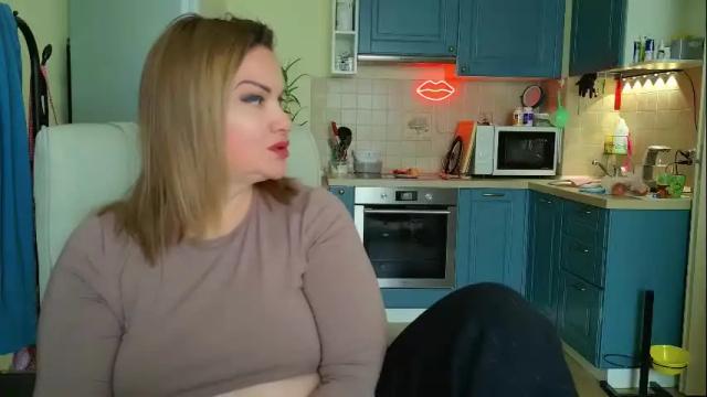 Image 6 of mishamilf Stream on Chaturbate on 1 month ago
