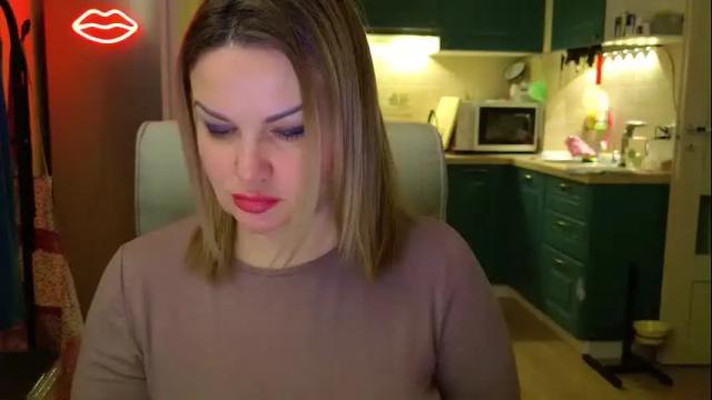 Image 12 of mishamilf Stream on Chaturbate on 1 month ago