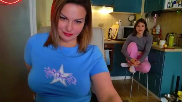 Image 12 of mishamilf Stream on Chaturbate on 1 month ago