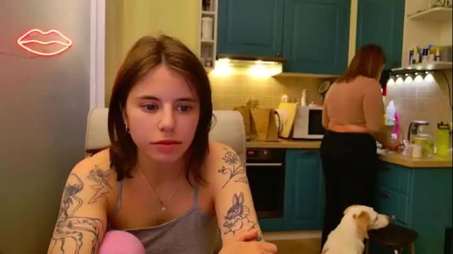 Image 10 of mishamilf Stream on Chaturbate on 1 month ago