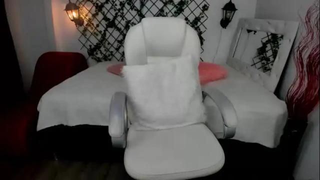 Image 11 of mishka__ Stream on Chaturbate on 1 month ago