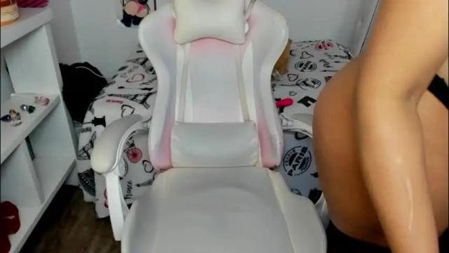 Image 6 of mishka__ Stream on Chaturbate on 12 days ago