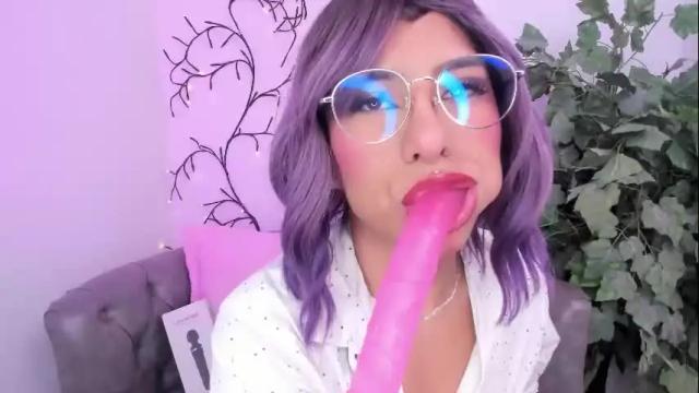 Image 3 of miss___allison Stream on Chaturbate on 8 days ago