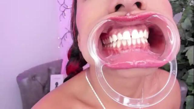 Image 8 of miss___allison Stream on Chaturbate on 6 days ago