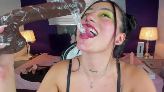 Image 2 of miss___charlotte Stream on Chaturbate on 12 months ago