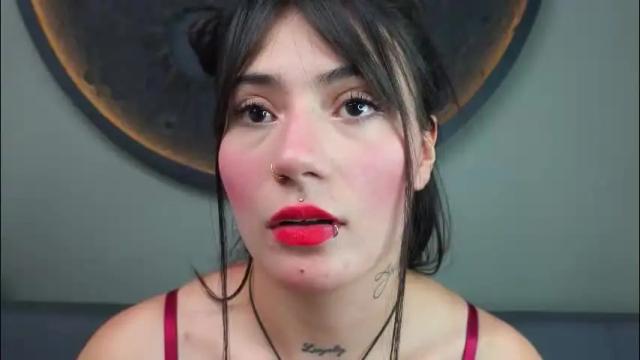 Image 10 of miss___charlotte Stream on Chaturbate on 2 months ago