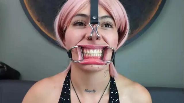 Image 11 of miss___charlotte Stream on Chaturbate on 1 month ago