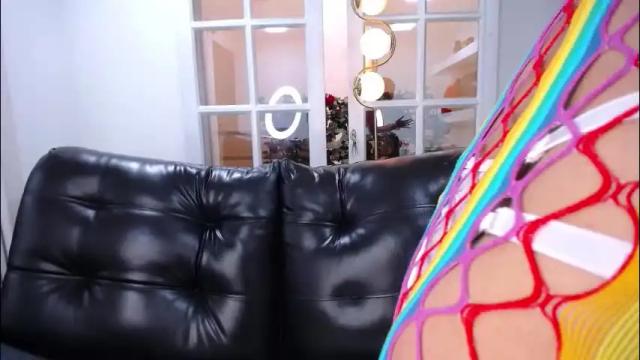 Image 10 of miss___sabrina Stream on Chaturbate on 2 months ago