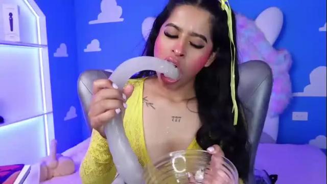 Image 4 of miss__anya Stream on Chaturbate on 25 days ago