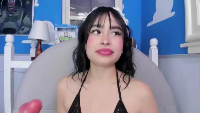 Image 4 of miss__zoe Stream on Chaturbate on 22 days ago