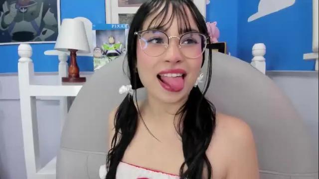 Image 2 of miss__zoe Stream on Chaturbate on 12 days ago