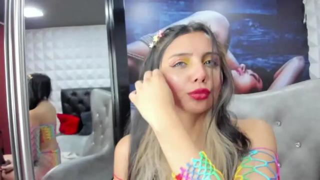 Image 3 of miss_aihnoa Stream on Chaturbate on 14 months ago