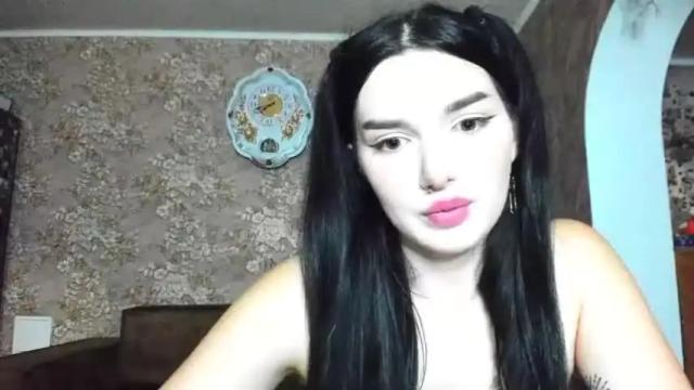 Image 7 of miss_alison_moore Stream on Chaturbate on 19 months ago