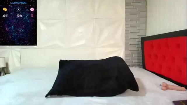 Image 2 of miss_antonellaa_ Stream on Chaturbate on 18 days ago