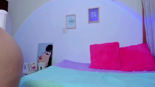 Image 6 of miss_ariana1 Stream on Chaturbate on 14 months ago