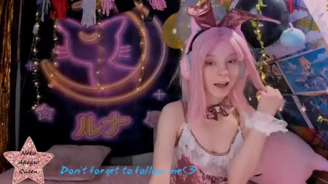 Image 8 of miss_astravert Stream on Chaturbate on 16 months ago