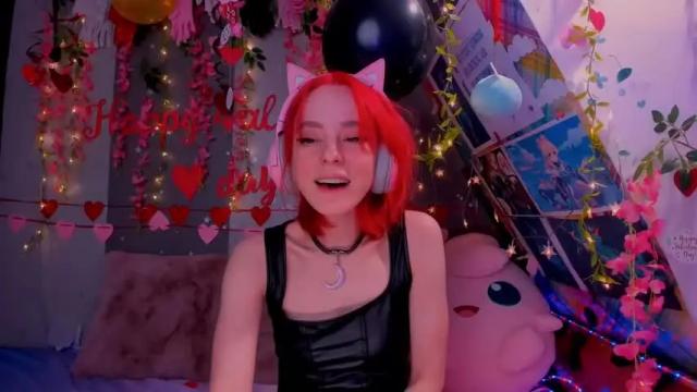 Image 10 of miss_astravert Stream on Chaturbate on 16 months ago