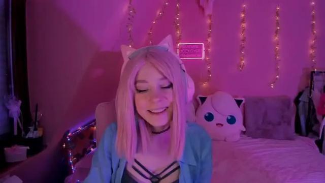 Image 11 of miss_astravert Stream on Chaturbate on 15 months ago