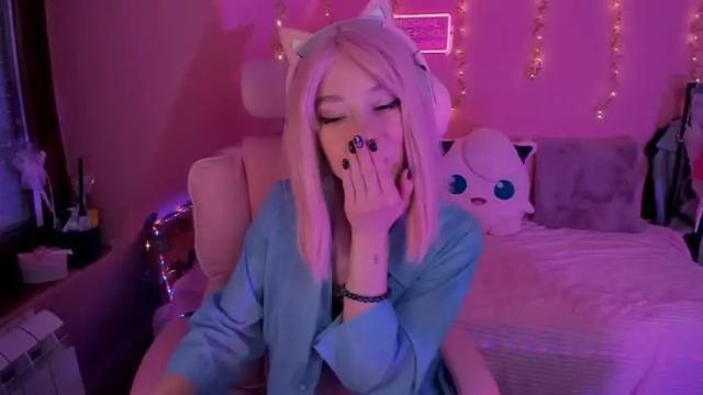 Image 3 of miss_astravert Stream on Chaturbate on 15 months ago