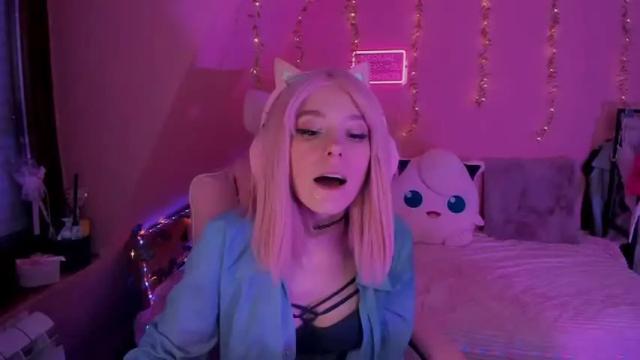 Image 8 of miss_astravert Stream on Chaturbate on 15 months ago