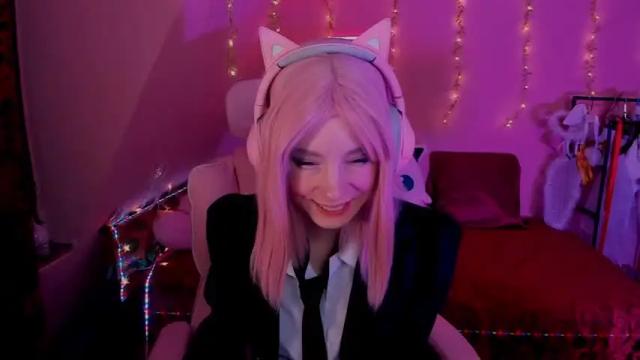 Image 4 of miss_astravert Stream on Chaturbate on 14 months ago